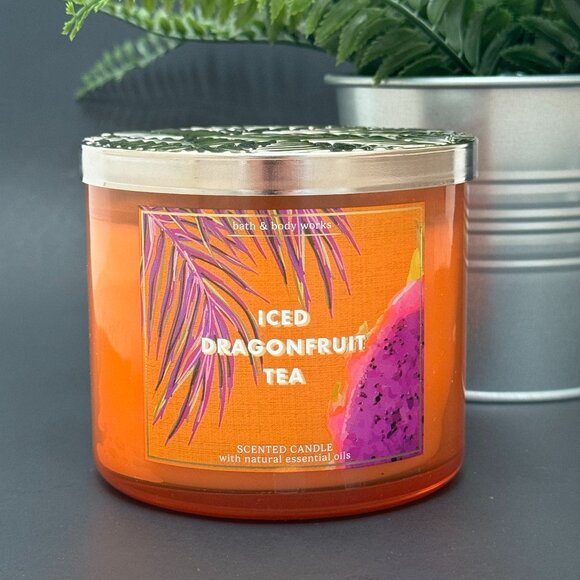 BBW Iced Dragonfruit Tea Bath & Body Works 3 Wick Candle - Picture 1 of 10